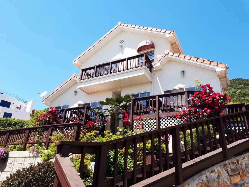 Namhae Bluemare Pension Экстерьер фото